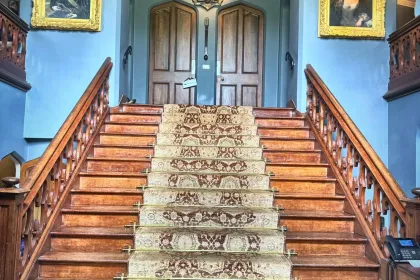 staircase jigsaw puzzle
