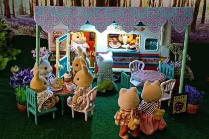 Tiny world jigsaw puzzle