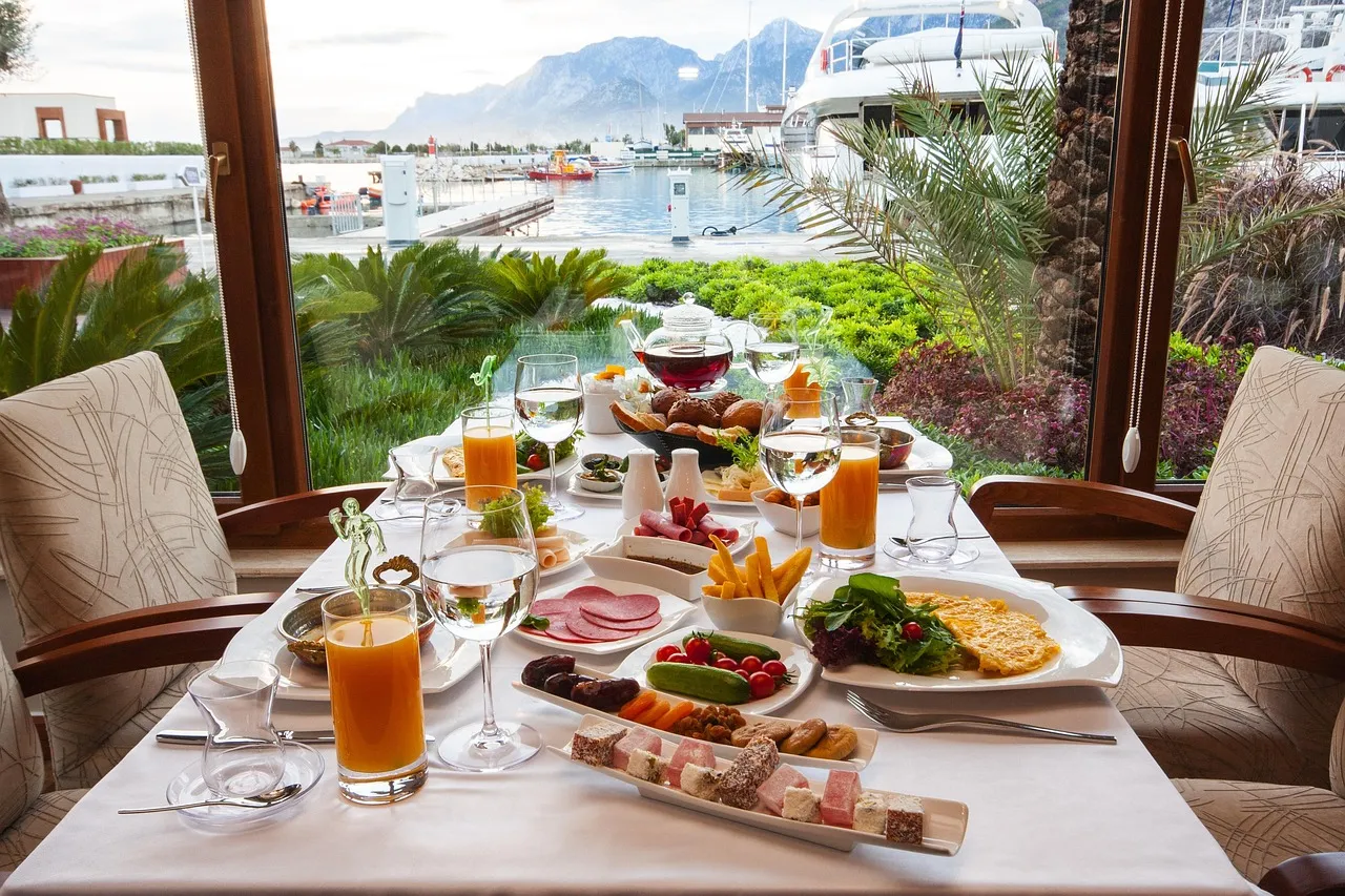 Breakfast by the marina