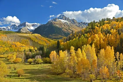 Jigsaw puzzle of Mountain Landscape