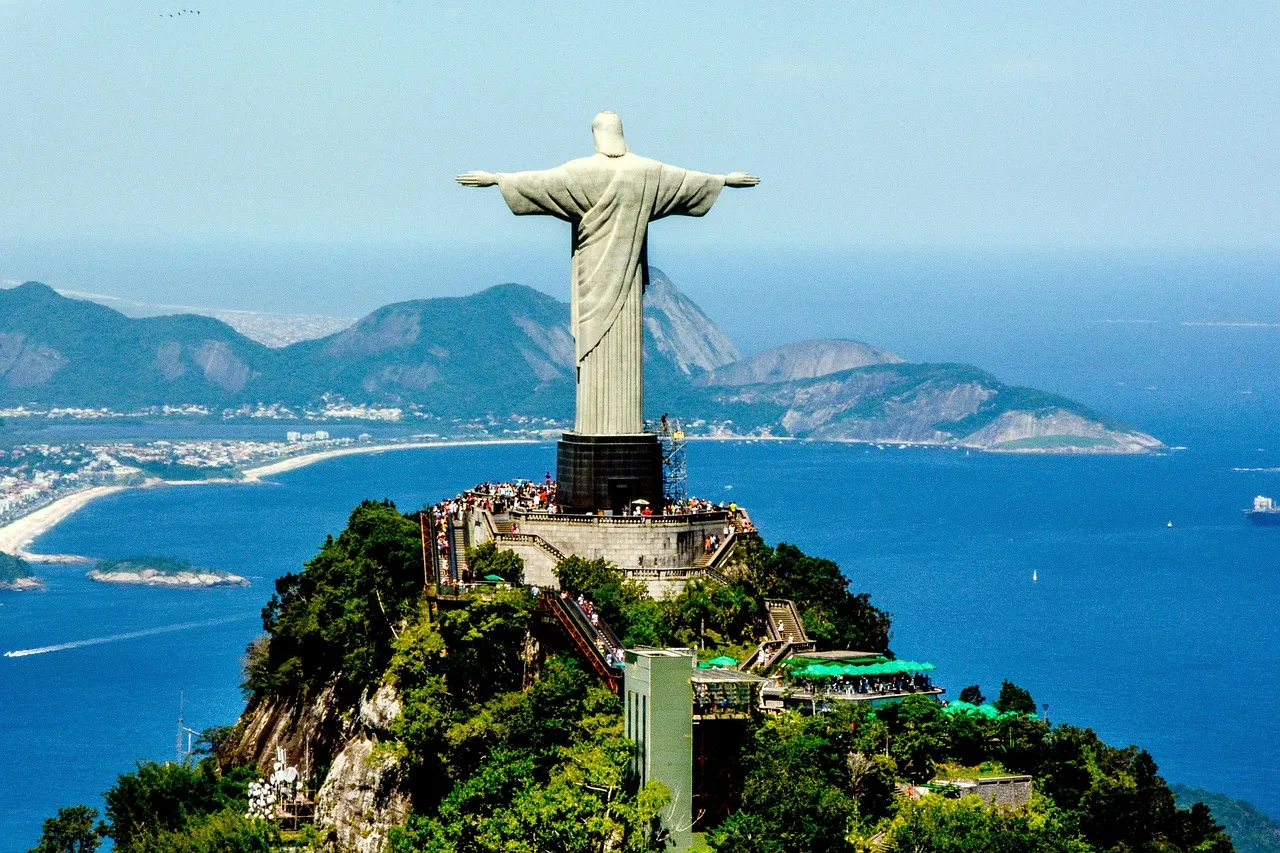 Christ the Redeemer Statue