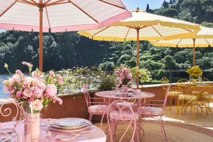 parasols jigsaw puzzle