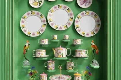 Display jigsaw puzzle