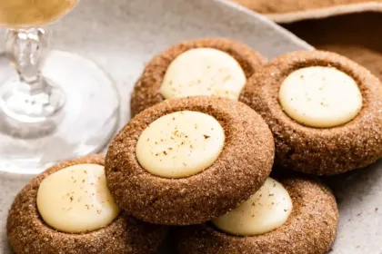 e.g. Eggnog gingerbread cookies jigsaw puzzle