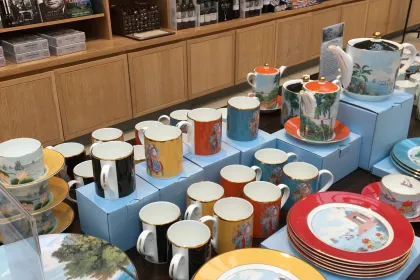 Plates jigsaw puzzle