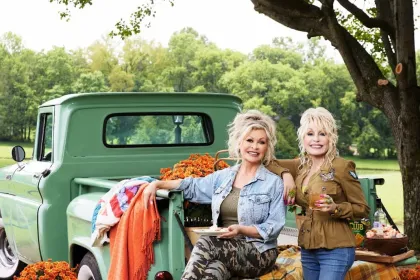 Country girls jigsaw puzzle