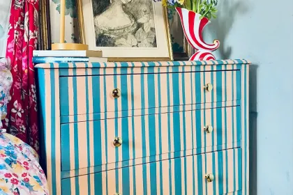 Dresser jigsaw puzzle